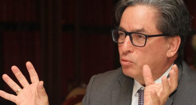 ‘Toda persona en edad de jubilación tendrá una mesada’: Carrasquilla
